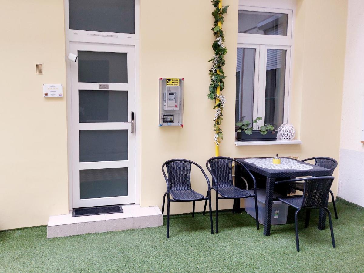 B2 City Center, Dohany Street Budapeşte Dış mekan fotoğraf